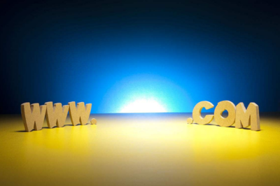 濟(jì)南網(wǎng)站建設(shè)中,注冊(cè)使用域名前需要做好哪些工作?